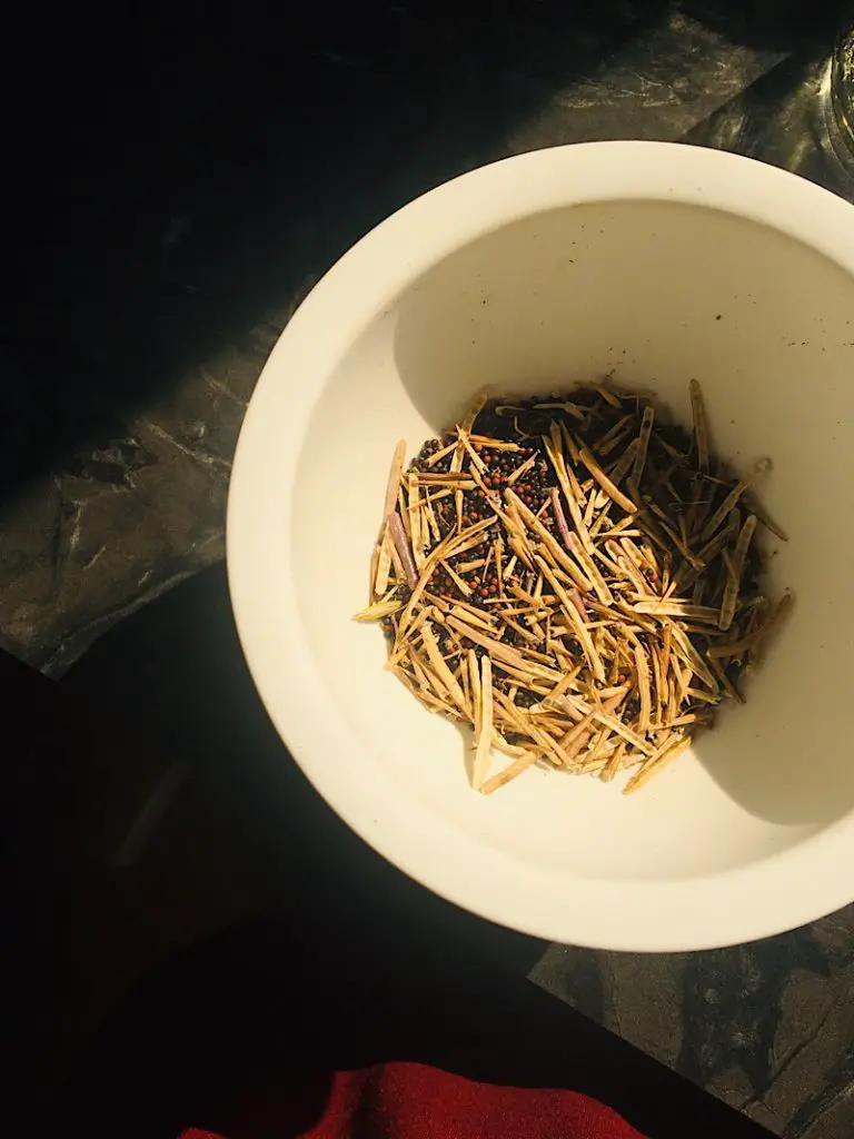 wild mustard seeds in a bowl