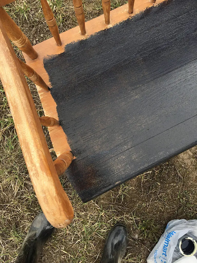 painting a bench black
